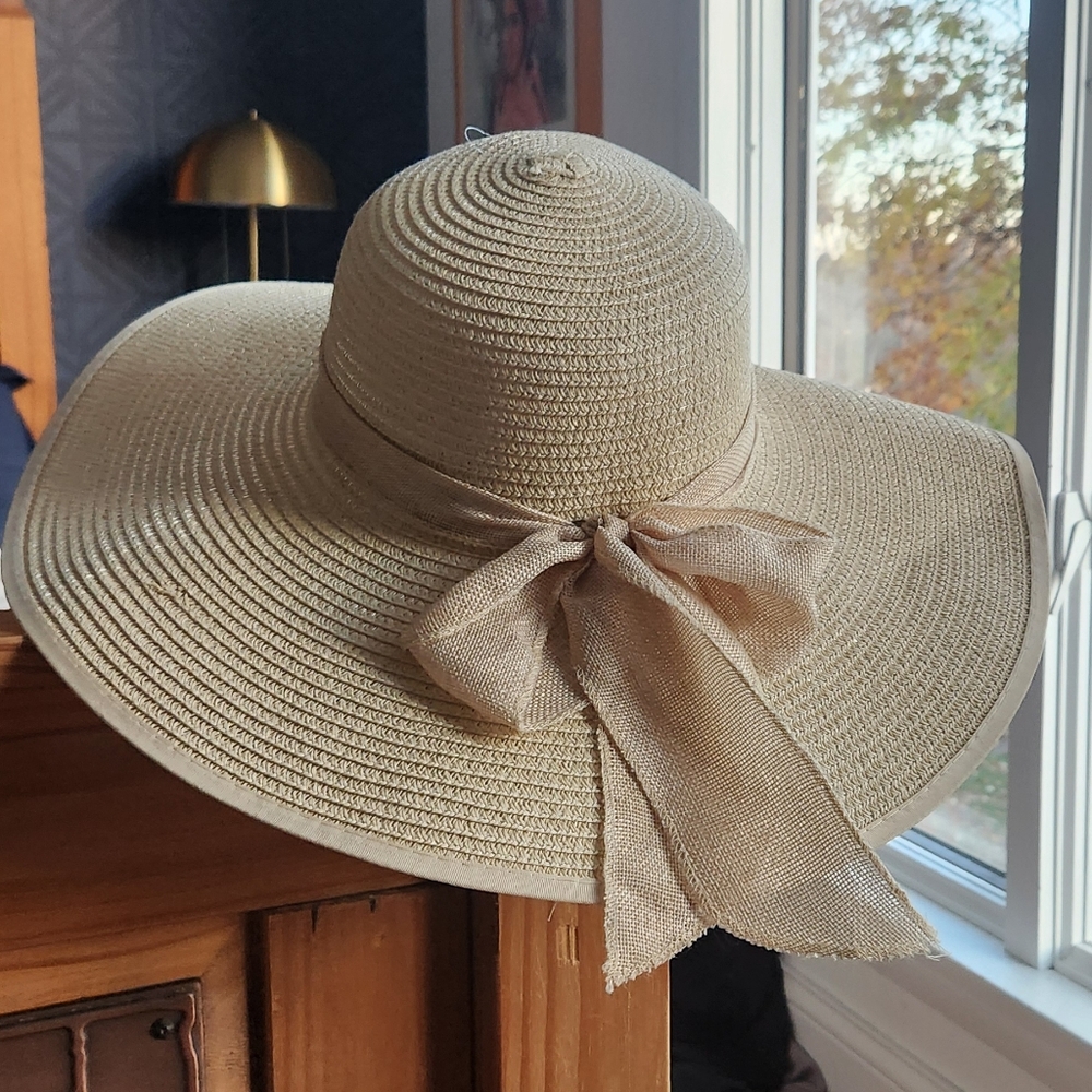 Elegant Tan Wide Brim Hat with Bow